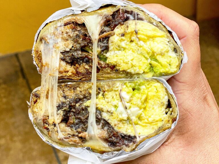 Best Los Burritos in Los Angeles - Where to Find the Ultimate Taste in 2024